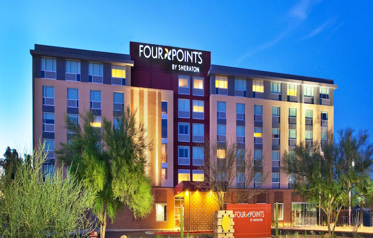 Four Points By Sheraton At Phoenix Mesa Gateway Airport Exterior photo